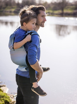 Régler et utiliser mon porte-bébé ou mon meh dai